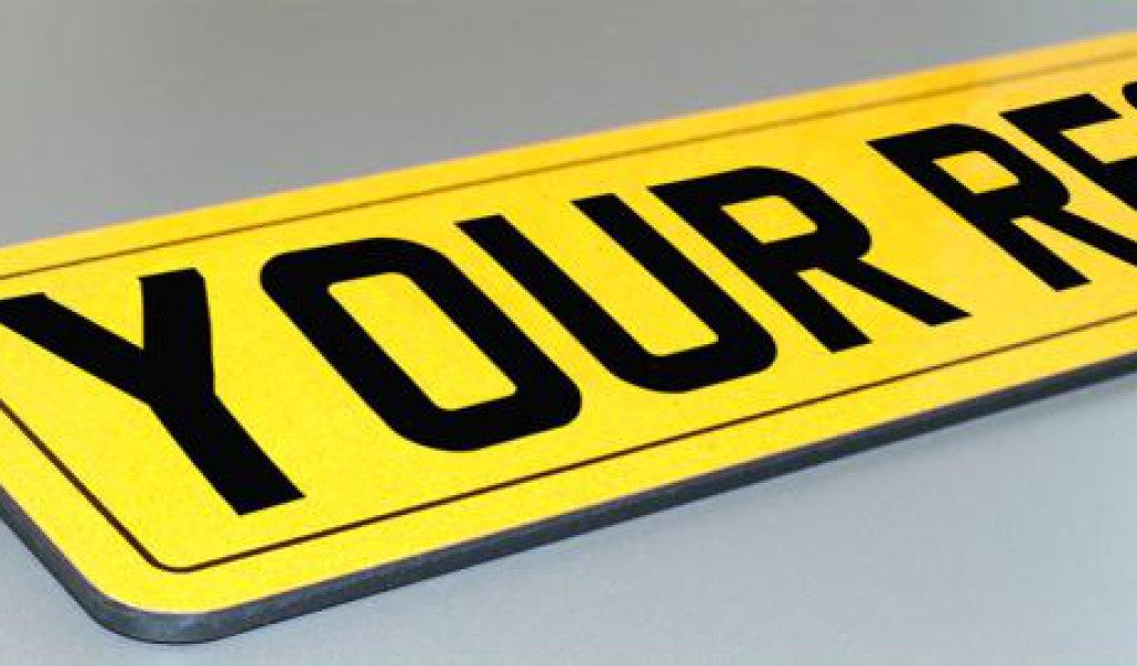 Buy a New Set of Perspex Number Plates For Your Car
